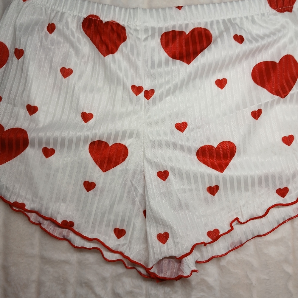 Heart Print Pajama Set | Tagged XL (Fits Small) - Picture 10 of 11
